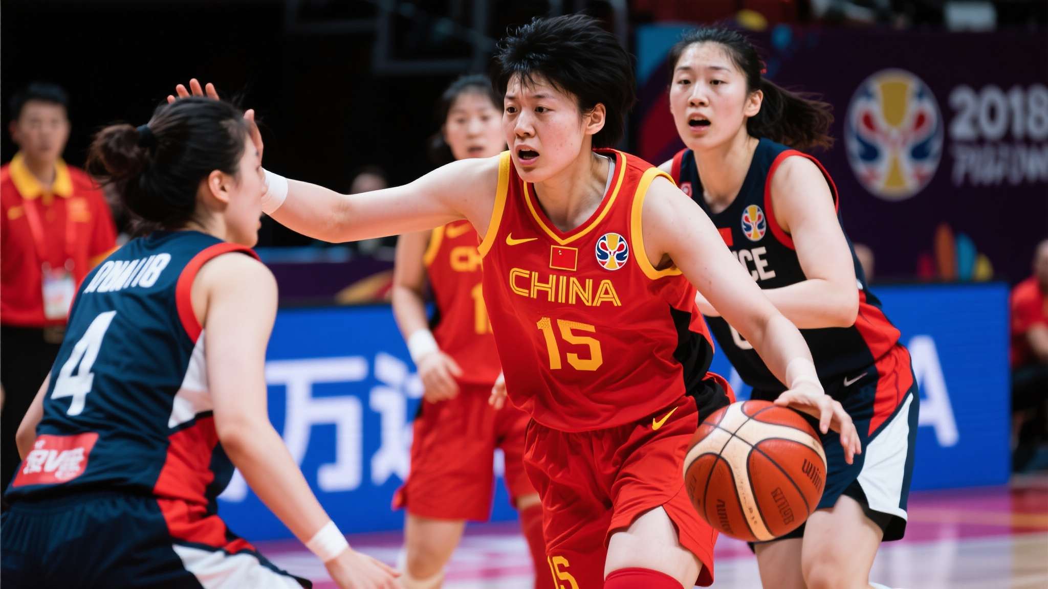 2026女篮世界杯分组 值得参考的是,2018年女篮世界杯上,中国女篮同样经历了极为艰难的小组赛阶段,但